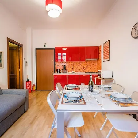 Colosseum Secret Domus Рим